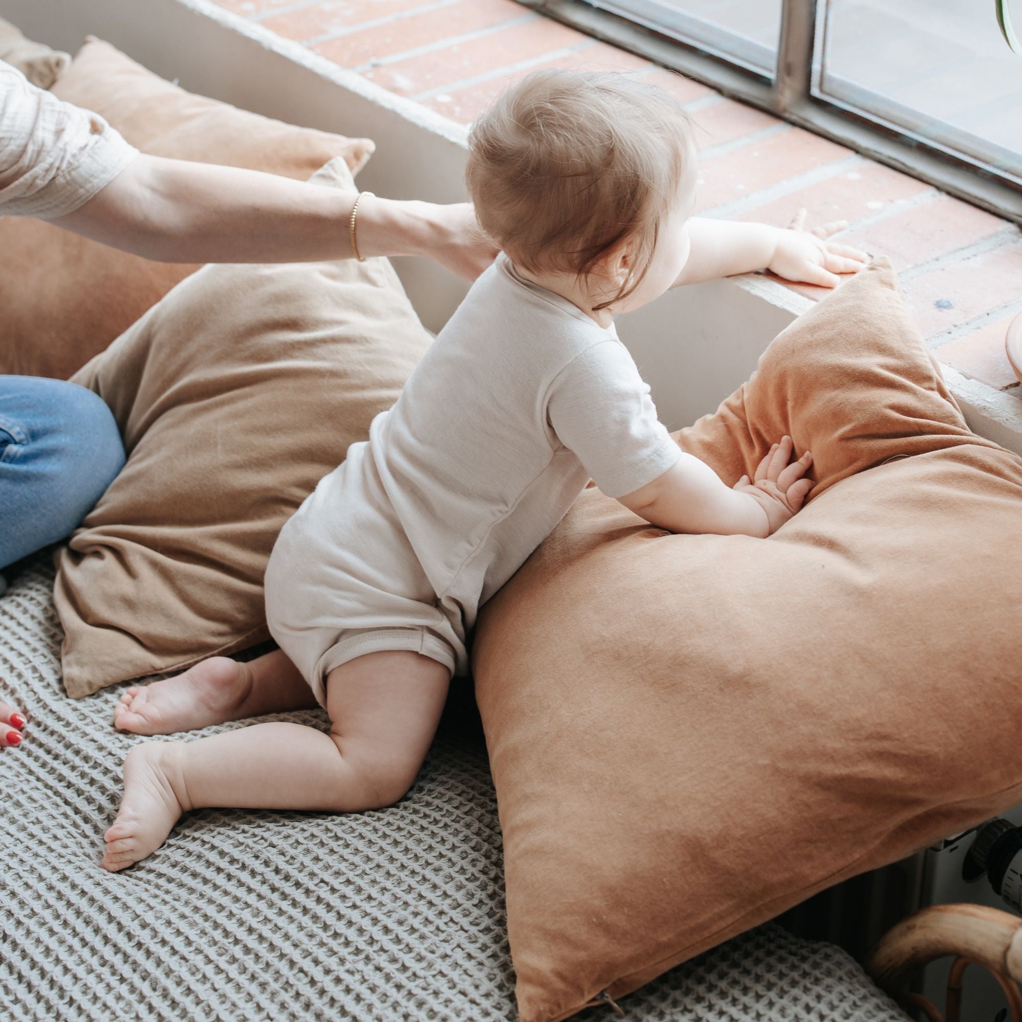 Body a maniche corte in lana-seta | Essential Beige