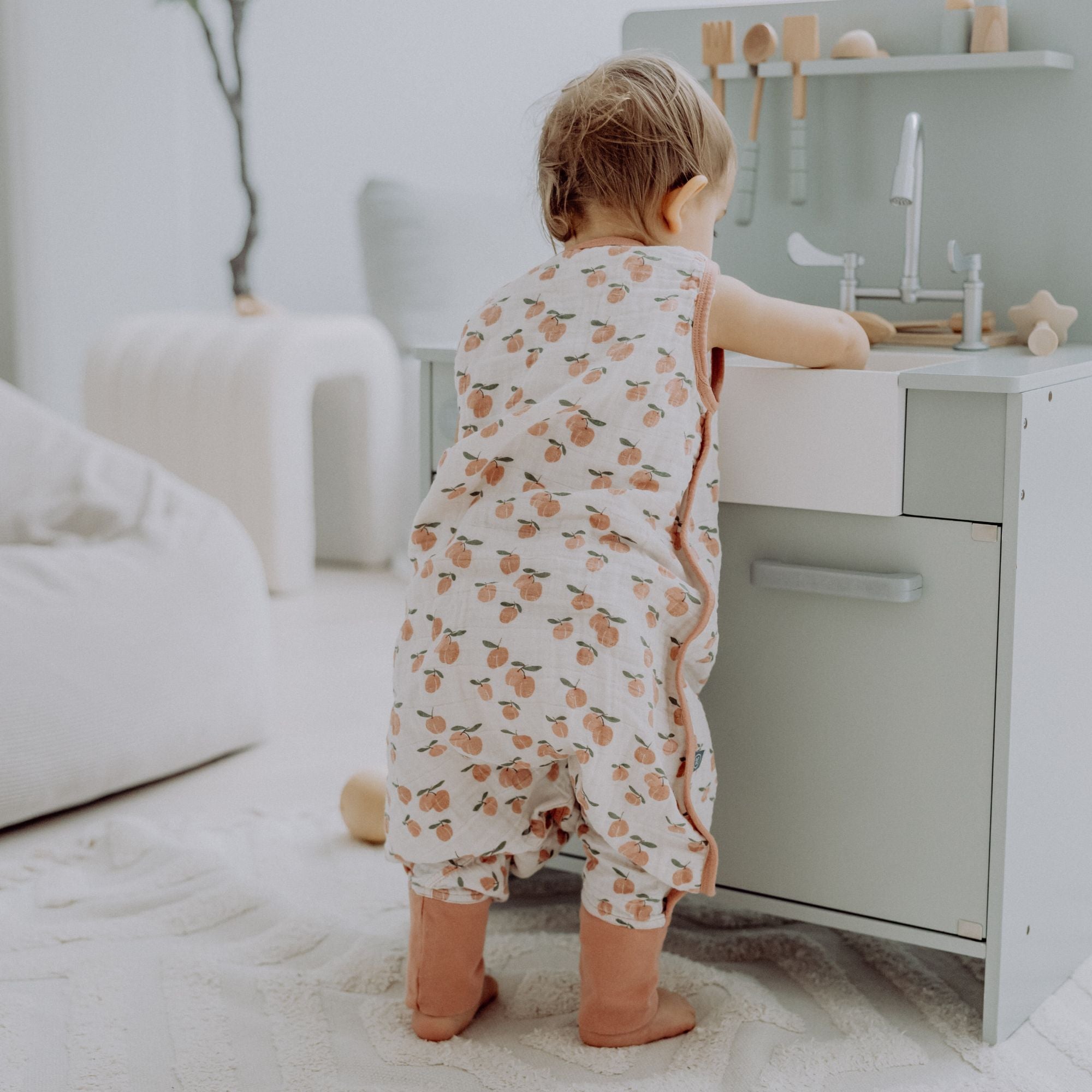 Sacco nanna in mussola con piedi 0.5 TOG | Albicocca