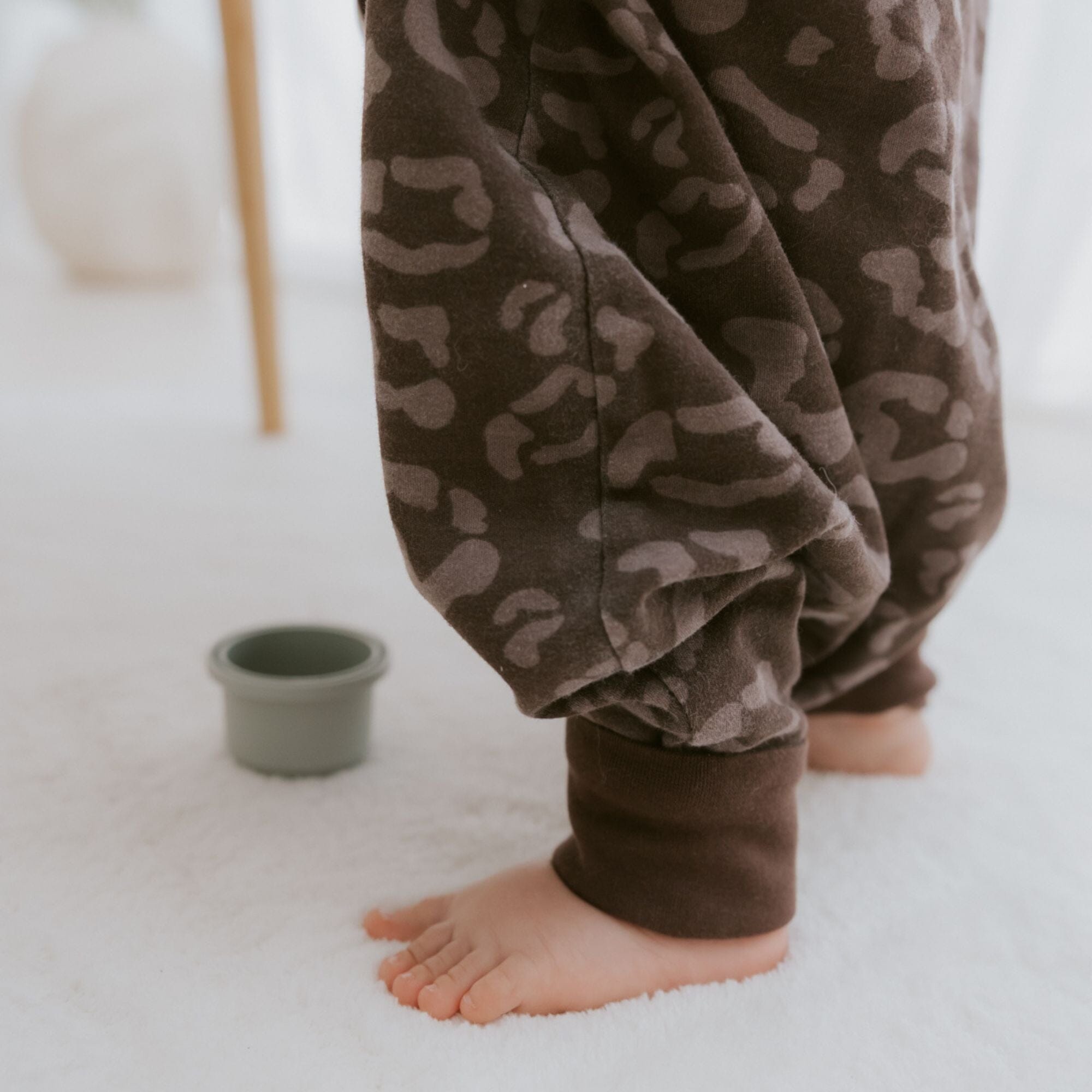 Sacco nanna con piedi 1.0 TOG | Leopardo Cioccolato