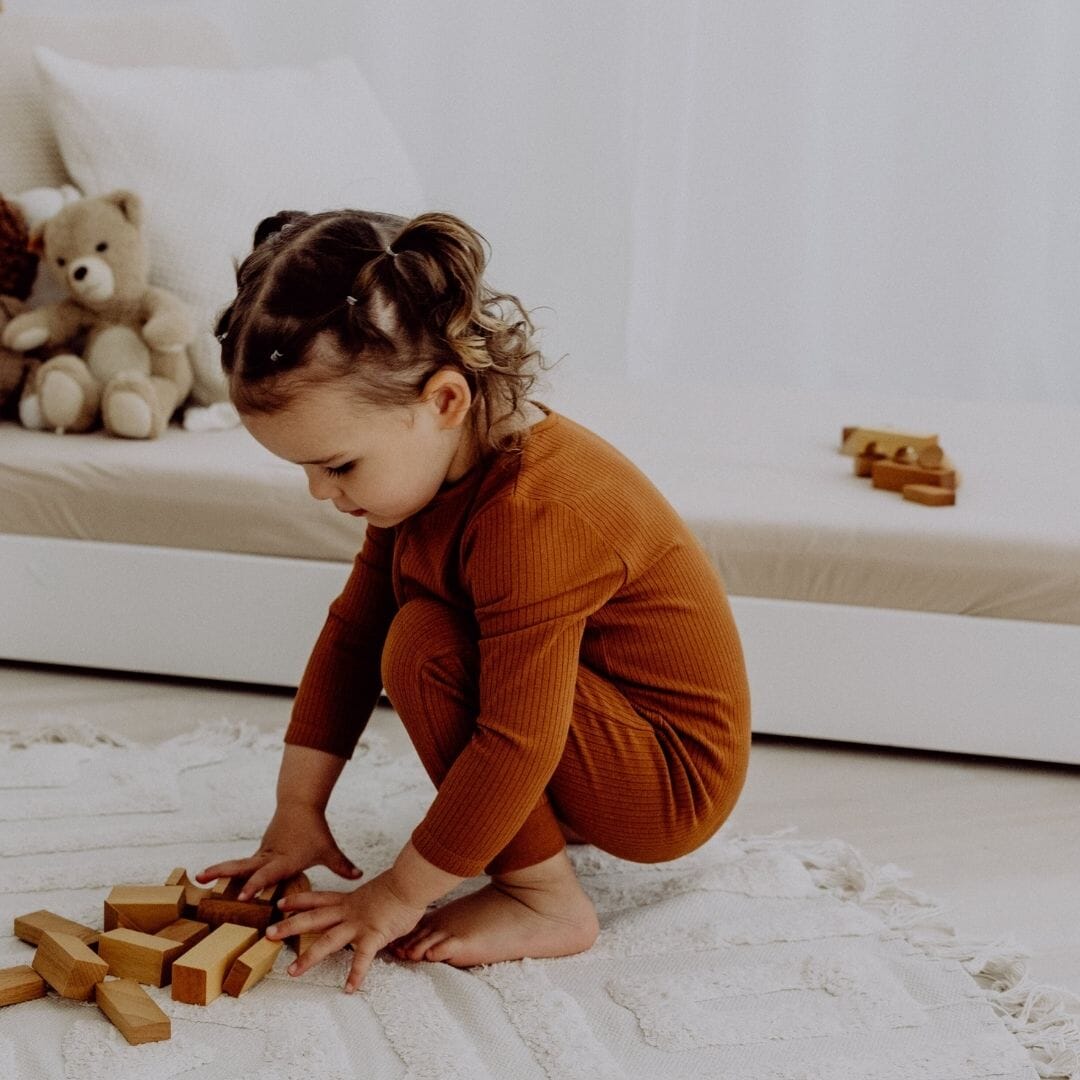 Pigiama con bordi elastici | Essential Toffee